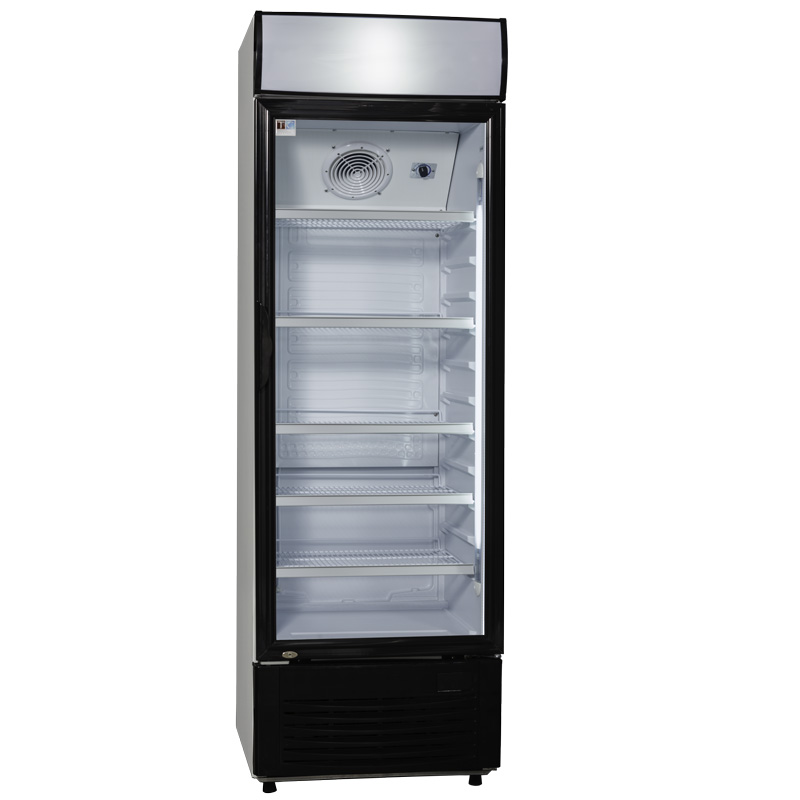 LG300 X Vitrínová chladnička s výškou len 177,5 cm